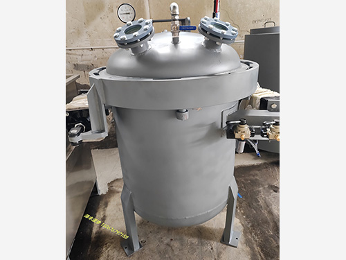 真空浸滲罐的特點(diǎn)、規(guī)格、配置、材質(zhì)及各項(xiàng)性能參數(shù)